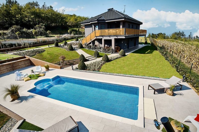 Relax počitniška hiža z bazenom in savnom, Bosiljevo, v bližini reke Kupe, Hrvaška